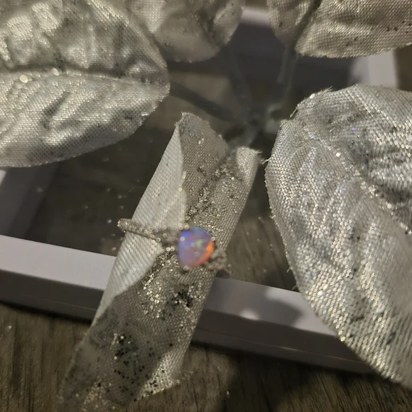 100% Sterling Silver Opal Ring Sz 7 - Picture 3 of 4